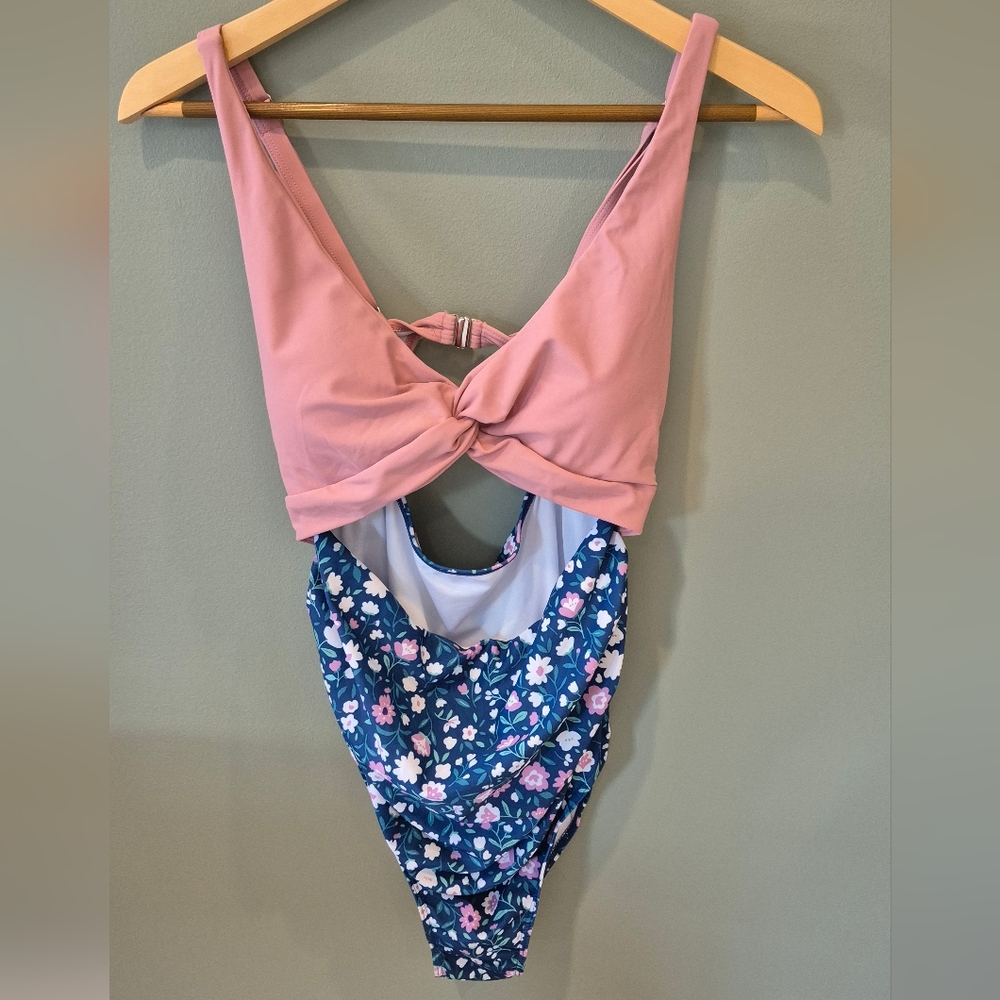 Maternity Swimsuit Medium